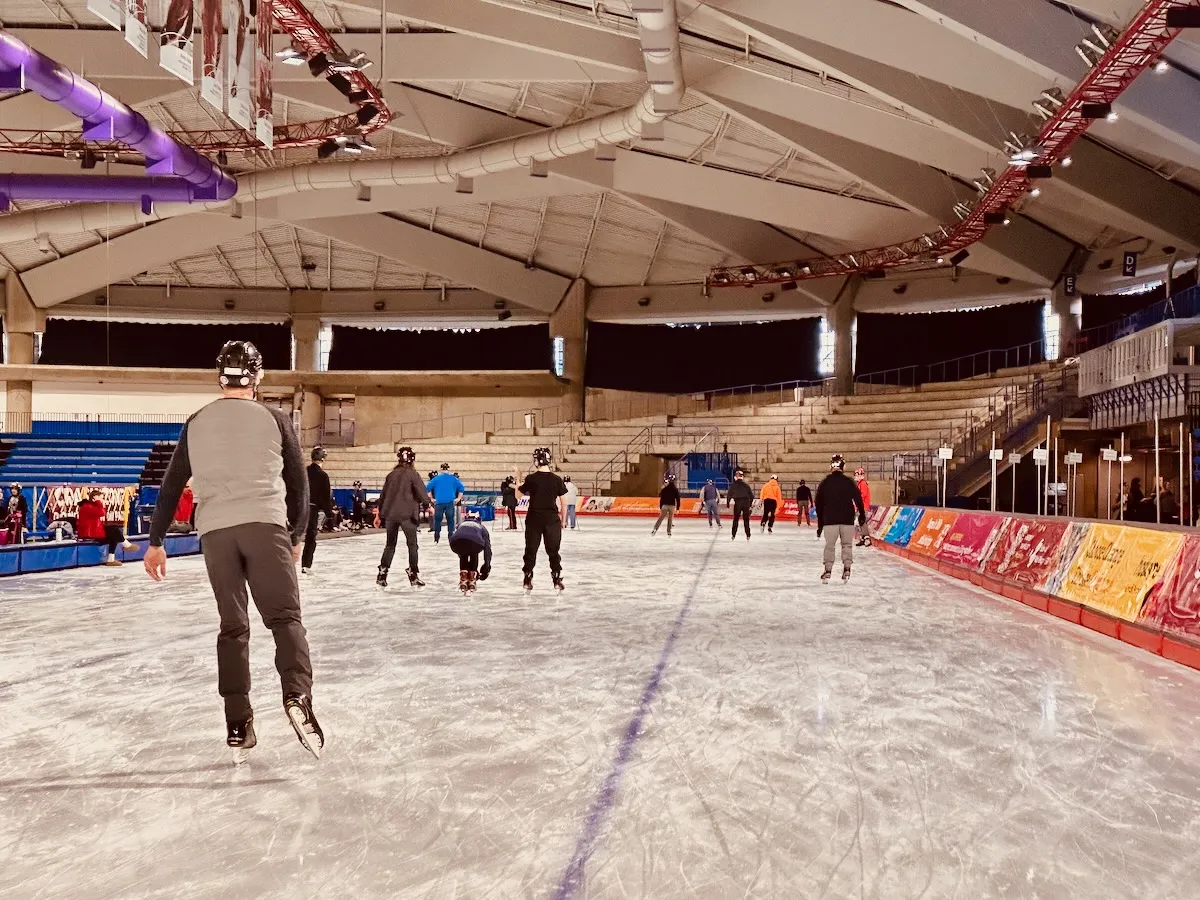 rush hour on the ice
